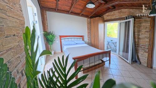 Flogita Apartment | Suite 2nd Floor & Rooftop 6
