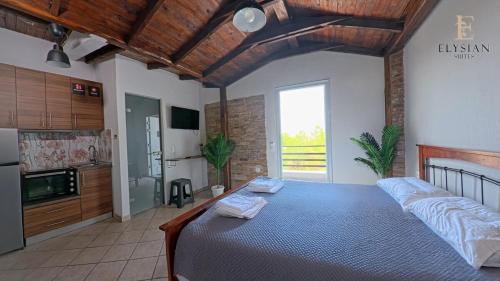 Flogita Apartment | Suite 2nd Floor & Rooftop 6