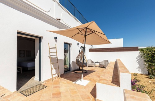 Olhao Apartment | Suite 7:Double/Twin Deluxe, Private Terrace, Kitchenette - B&B