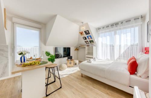 Bobigny Apartment | Suite Bauhaus