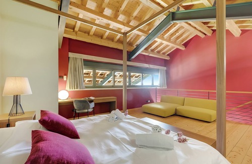 San Benedetto di Lugana Hotel | Suite Grand Ballon - Almavite, Desenzano Del Garda, Italy