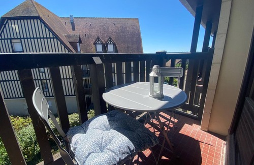 Blonville-sur-Mer Apartment | Suite Hotel at the foot of the sea. Blonville/Mer