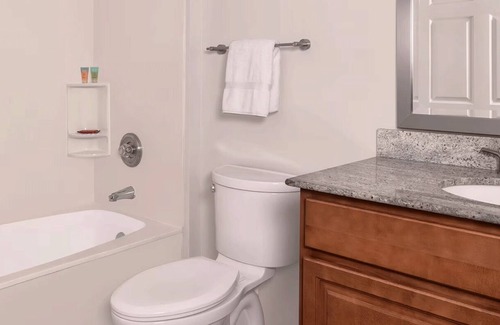 Brush - Stewarts Apartment | Suite in a Beach front hotel with a full kitchen!
