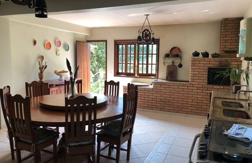 Sao Roque Cottage | Suite Privativa com Piscina, Churrasqueira, Forno Pizza e Fogão a Lenha