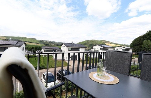 Heringhausen Apartment | Suite Relax 2.0 - Relax in the Sauerland. Sauna. Balcony. Stylish.