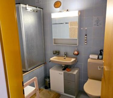Ernen Apartment | Suite Tucan