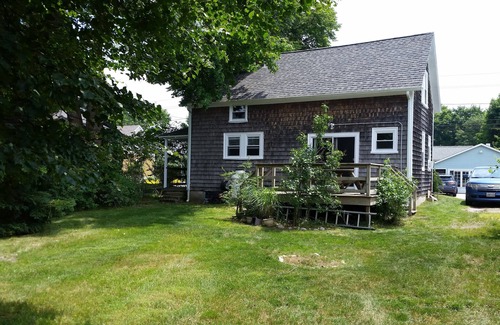 Narragansett Pier House | Summer 2024 Beach Getaway! Don’t miss out on a vacation in Narragansett Pier