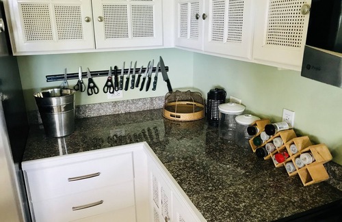 Jennings Villa | Summer Breeze – Tropical Garden Retreat with Private Pool near Jolly Harbour