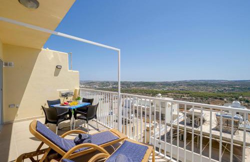 Mellieha Apartment | Summer Breeze apartment with terrace with Panoramic views - by Getawaysmalta
