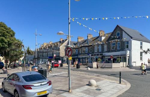 Newquay City Centre House | Summer Breeze