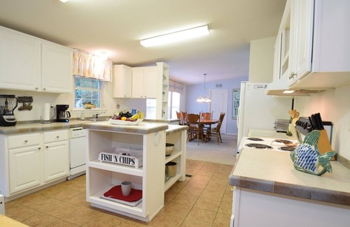 Henrico House | SUMMER FUN on Jimmies Creek Lake Gaston!
