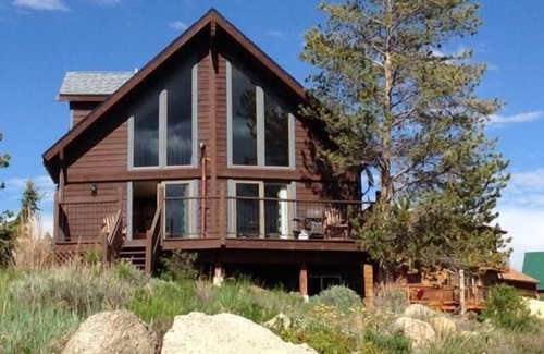 Alpine Acres House | Summer rental! Hike, bike & run right out your door. Beautiful views.