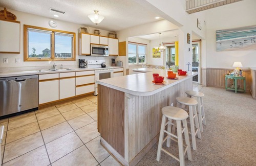 Frisco House | SUMMER SAVINGS - Oceanview Dog Friendly Home with Grills and Nearby Beach Access