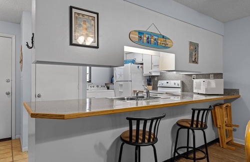 Indian Beach Condo | Summer Winds 436B- 2BR Condo w/Ocean Views & Pools!