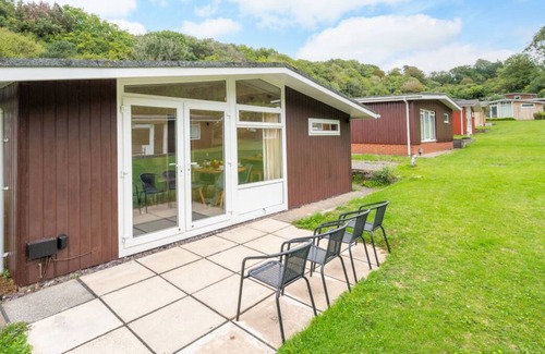 Mumbles Ski Chalet | Summercliffe Park in the beautiful Swansea