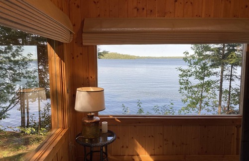 Cook Cabin | “Summerhouse” Surrounded by towering pines, big water views & sandy shores