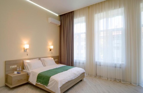Khreshchatyy Yar Hotel | Summit Apart Hotel