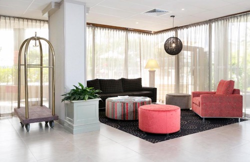 Spring Hill Apartment | Summit Apartments