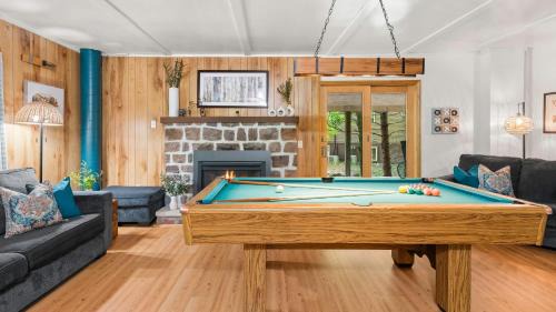 Lake Harmony Estates House | Summit Shores Tranquil Escape Designed for Groups w Fire Pit Game Room