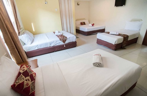 Kampung Bukit Dukong Hotel | Sun Inns Hotel Cheras