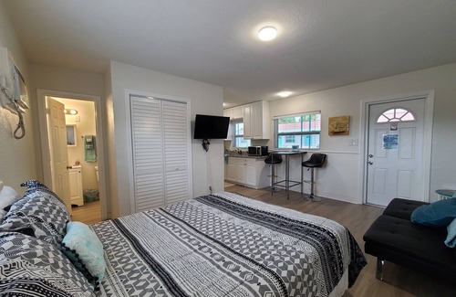 St. Pete Beach Hotel | Sun Island Motel