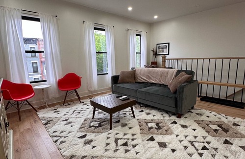 Bedford-Stuyvesant Apartment | Sun-lit 2 bed 1 bath w washer/dryer