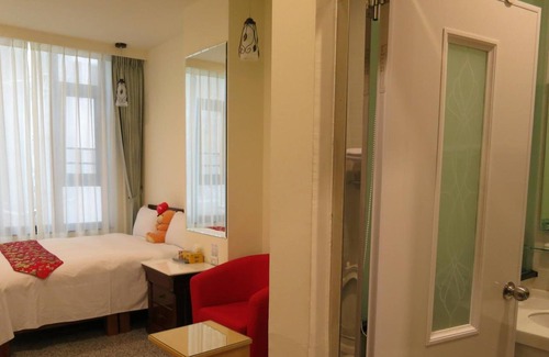 Yuchi Bed & Breakfast | Sun Moon Lake Crown Yu Hotel