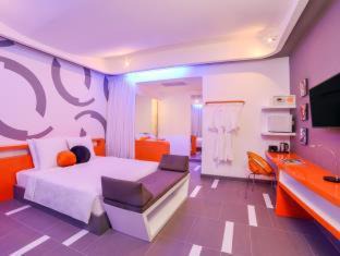 Daun Penh Hotel | SUN & MOON, Urban Hotel