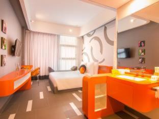 Daun Penh Hotel | SUN & MOON, Urban Hotel