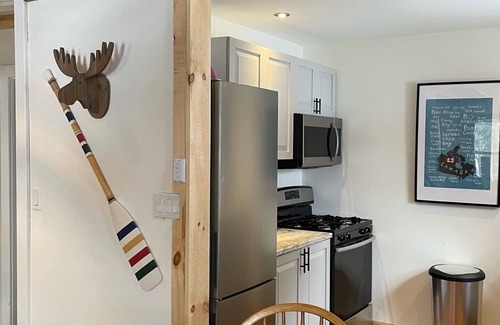 Rideau Lakes Cottage | Sun on the Brow Cottages - Blue Skies Cottage