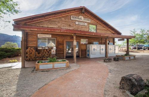 Moab Resort | Sun Outdoors Canyonlands Gateway