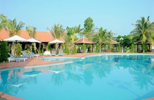 Thuan An Resort | Sun & Sea Resort- VIP Unit 9 (Lagoon Vip/Garden Vip view)