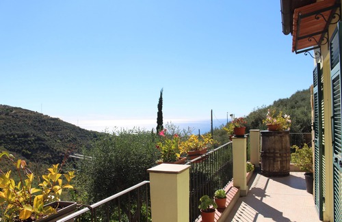 Pompeiana Villa | Sun, sea, tranquility and greenery!