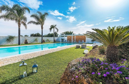 Trapani Villa | Sun Stone Villa with garden and pool