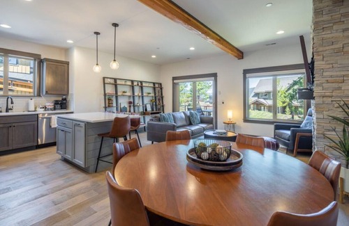 Cle Elum Ski Chalet | Suncadia 3 Bdrm Village Chalet Active Lifestyle Lodge