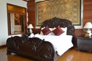 Old City Hotel | Sunday Villa Sirilanna Hotel