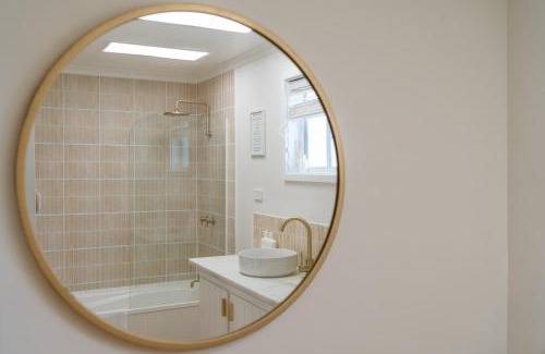 Binalong Bay Apartment | Sundrift Binalong