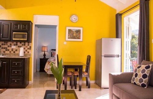 Ocho Rios Apartment | Sunflower At Sandcastles