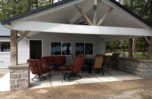 Posen Cottage | Sunken Lake Cottage, w/2 Kayaks, Paddle Boat and Canoe
