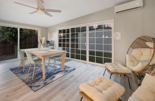 Pacific Beach House | Sunlit Shores beachside Bliss