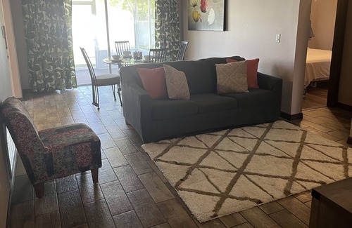 Plant City House | SUNNY 3 BDRM W/ PATIO AND GARAGE