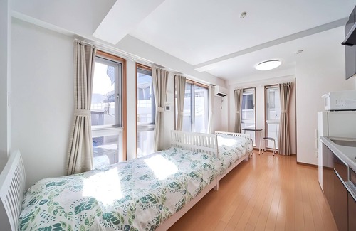 Nishi Apartment | Sunny 3 - guest American - style Osaka apt.Private bath, kitchen. Unit 302.