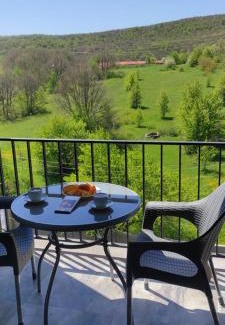 Tsaghkadzor Apartment | Sunny apartment in Kechi House, Tsaghkadzor