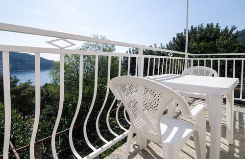 Saplunara Apartment | Sunny apartment on Mljet island 1