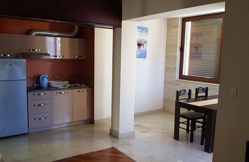 Rozino Apartment | Sunny Boulevard
