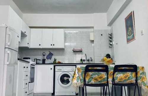 Kapparis Apartment | Sunny & Comfortable Apartment