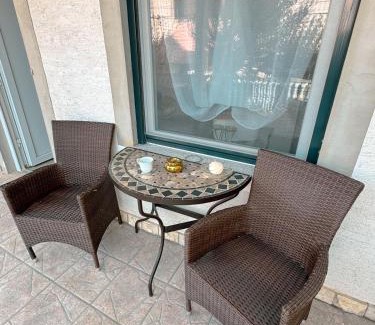 Gornji Karin Apartment | Sunny Day by Mare