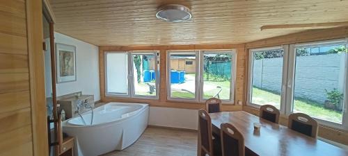 Netolice House | Sunny House
