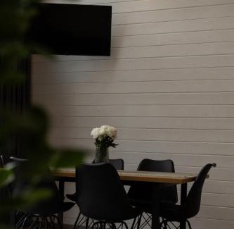 Mykulychyn Apartment | Sunny Place cottage