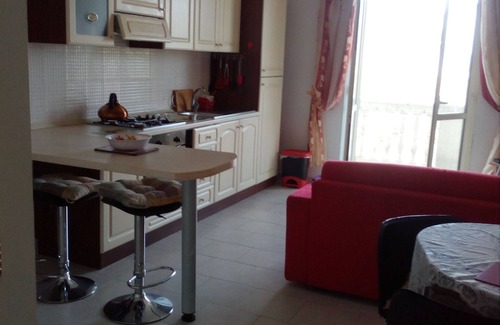 Stignano Mare Apartment | Sunny Seaside Escape in Caulonia